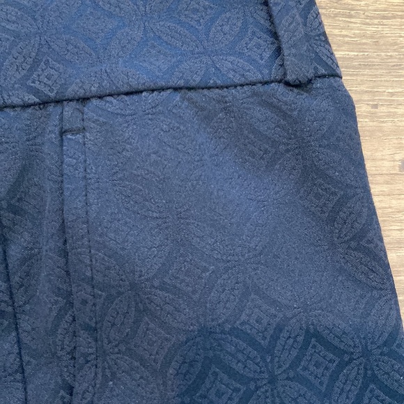 Banana Republic Navy Patterned Capris - Picture 3 of 7